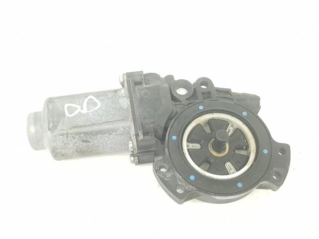 Motor eléctrico, elevalunas, puerta delantera derecha 824603W000 Hyundai/Kia