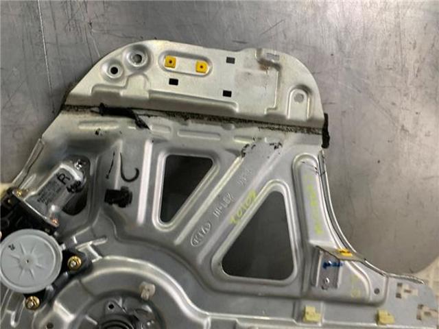 824604D000 HYUNDAI Motor del elevalunas de la puerta delantera derecha comprar Madrid