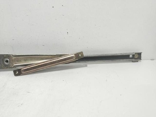 824604D000 Motor del elevalunas de la puerta delantera derecha  en stock Sabadell
