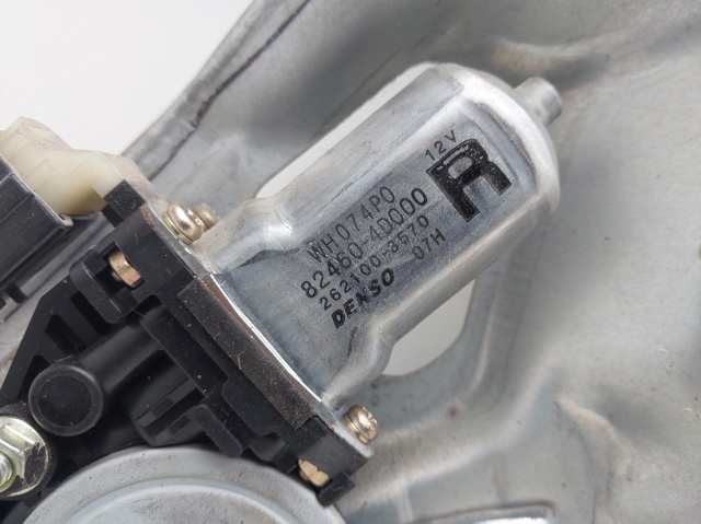 HYUNDAI 824604D000 Motor del elevalunas de la puerta delantera derecha  disponible España