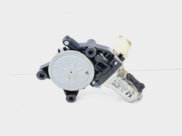 824604D000 Motor del elevalunas de la puerta delantera derecha  en stock Castellón