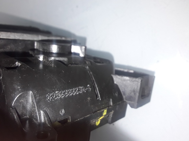 RENAULT 825000003R Cerradura de la puerta trasera derecha comprar Pamplona