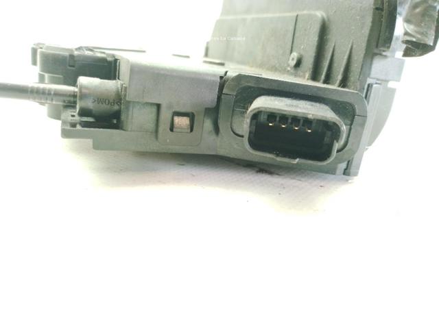 RENAULT 825004167R Cerradura de puerta trasera izquierda  en stock Salamanca