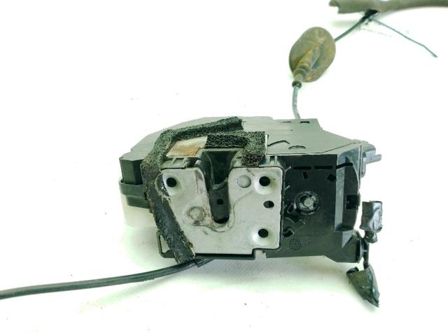 825004167R Cerradura de puerta trasera izquierda  en stock Castellón