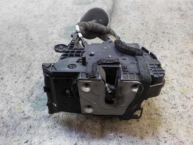 RENAULT 825004167R Cerradura de puerta trasera izquierda  comprar en Albacete