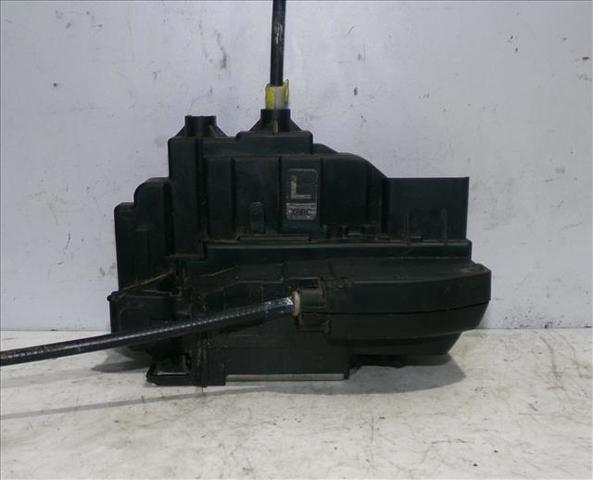 82500JD900 Cerradura de la puerta trasera derecha  disponible Málaga