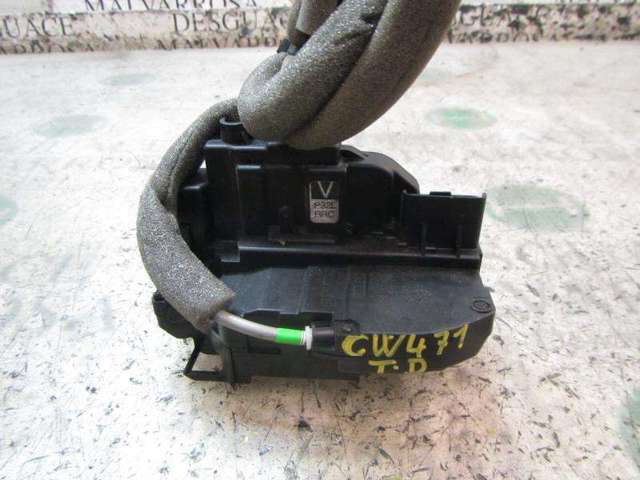82500JD900 Cerradura de la puerta trasera derecha  disponible Utrera
