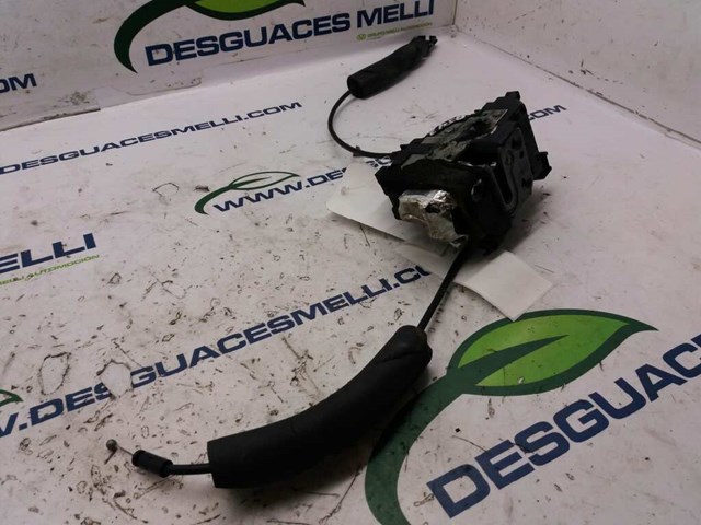 RENAULT 825010003R Cerradura de puerta trasera izquierda  disponible España