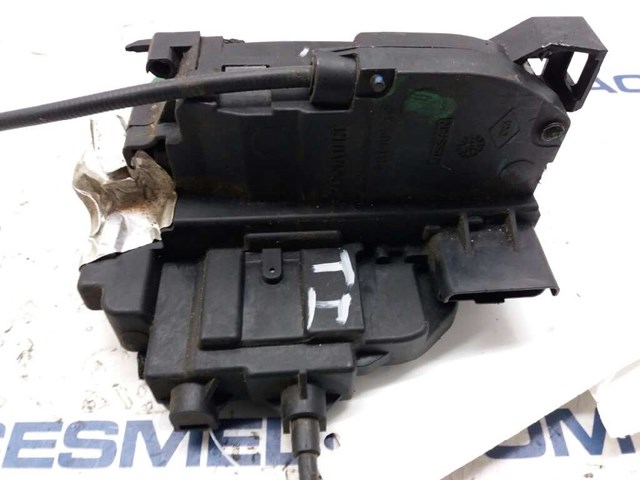 RENAULT 825010003R Cerradura de puerta trasera izquierda  disponible Lugo