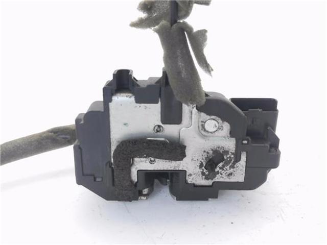 82501JD900 NISSAN Cerradura de puerta trasera izquierda comprar Alcalá