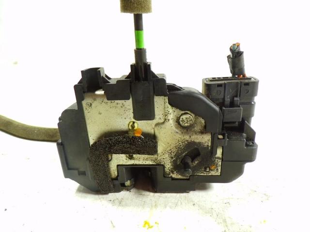 NISSAN 82501JD900 Cerradura de puerta trasera izquierda  disponible Valladolid