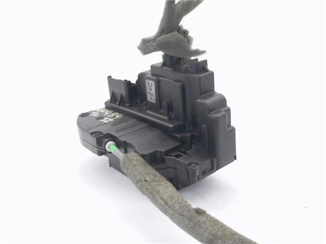 82501JD900 Cerradura de puerta trasera izquierda  disponible Burgos