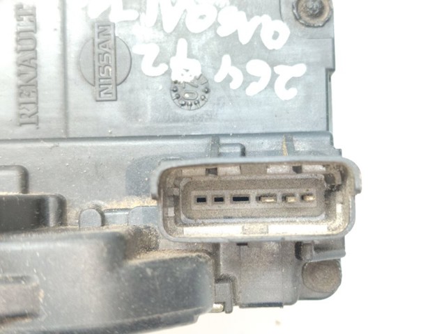 82501JD90C NISSAN Cerradura de puerta trasera izquierda  en stock Córdoba