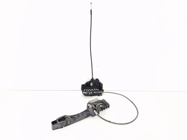 82501JD90C Cerradura de puerta trasera izquierda  disponible Utrera
