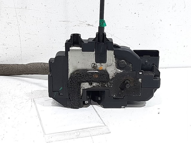 82501JD90C NISSAN Cerradura de puerta trasera izquierda  comprar en Jaén