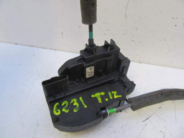 82501JD90C NISSAN Cerradura de puerta trasera izquierda  disponible Alicante