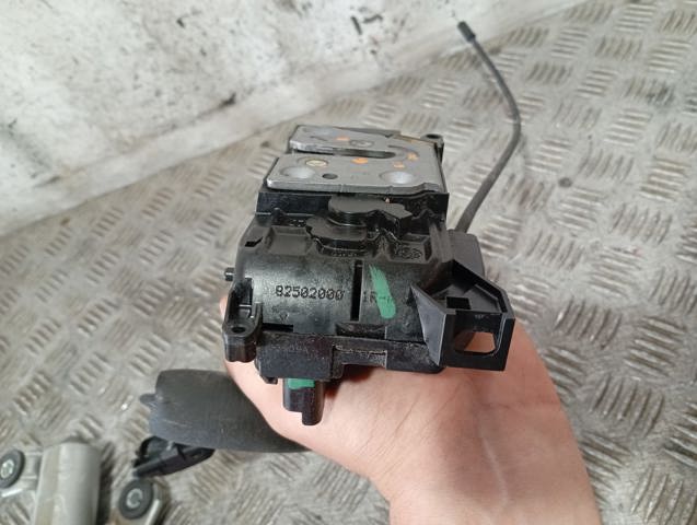 825020002R RENAULT Cerradura de la puerta trasera derecha  comprar en Lleida