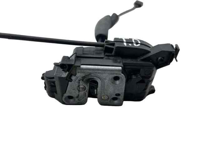 825020002R Cerradura de la puerta trasera derecha  disponible Utrera