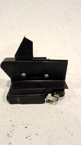 RENAULT 825022281R Cerradura de la puerta trasera derecha comprar Tarragona