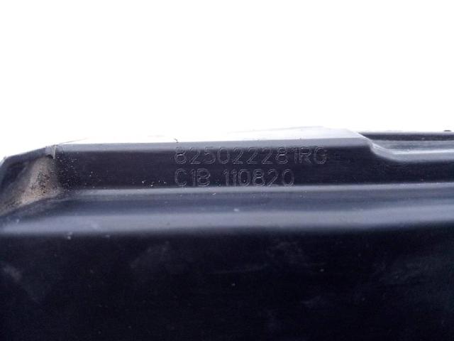 825022281R RENAULT Cerradura de la puerta trasera derecha  disponible Ourense
