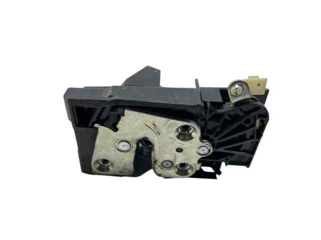 RENAULT 825022281R Cerradura de la puerta trasera derecha  en stock Valencia