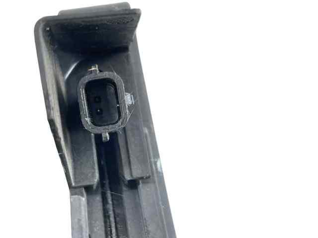 825022281R RENAULT Cerradura de la puerta trasera derecha  disponible Ourense