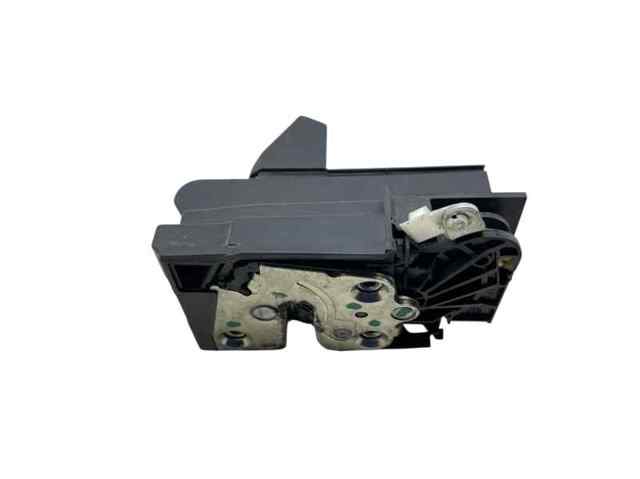 825022281R RENAULT Cerradura de la puerta trasera derecha  comprar en Oviedo