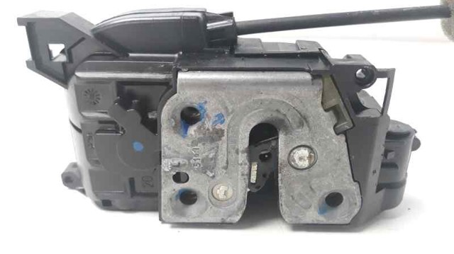 825030002R Cerradura de puerta trasera izquierda  en stock Sabadell