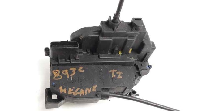 825030002R RENAULT Cerradura de puerta trasera izquierda  disponible Vigo