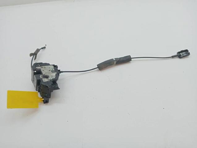 825030032R RENAULT Cerradura de puerta trasera izquierda  en stock Huelva