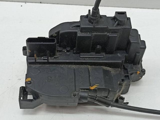 825030032R Cerradura de puerta trasera izquierda  en stock Castellón
