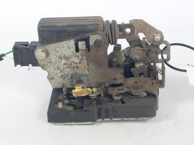 825030283R Cerradura de puerta trasera izquierda  en stock Castellón