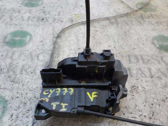 RENAULT 825030574R Cerradura de puerta trasera izquierda  disponible Lugo