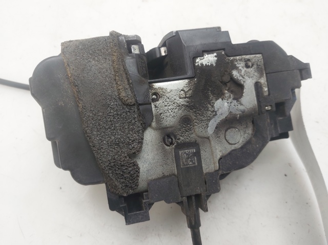 825030574R RENAULT Cerradura de puerta trasera izquierda  disponible Vigo