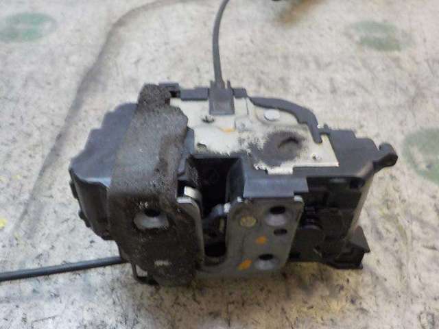 825030574R RENAULT Cerradura de puerta trasera izquierda comprar Alcalá