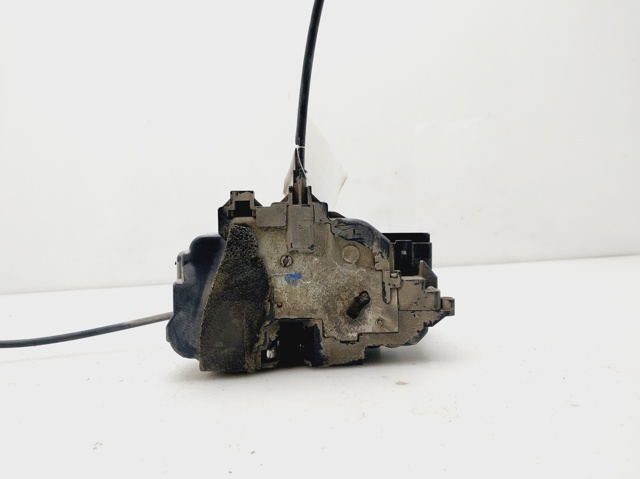 RENAULT 825030574R Cerradura de puerta trasera izquierda  disponible Valladolid