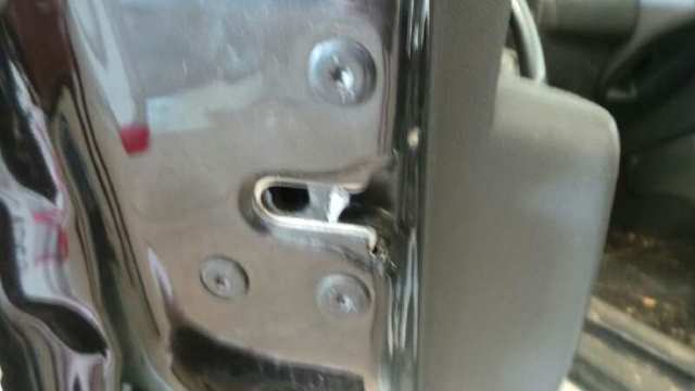 Cerradura puerta trasera izquierda para dacia duster   1.5 dci diesel fap cat   /   0.10 - ... k9k858 825031894R
