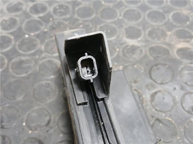 825033585R Cerradura de puerta trasera izquierda  en stock Castellón