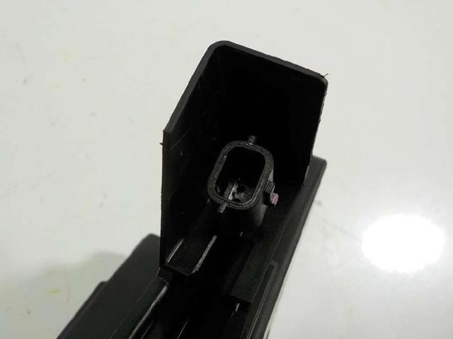 RENAULT 825033585R Cerradura de puerta trasera izquierda  comprar en Ponferrada