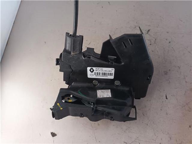 Cerradura de puerta trasera izquierda 825039922R Renault (RVI)