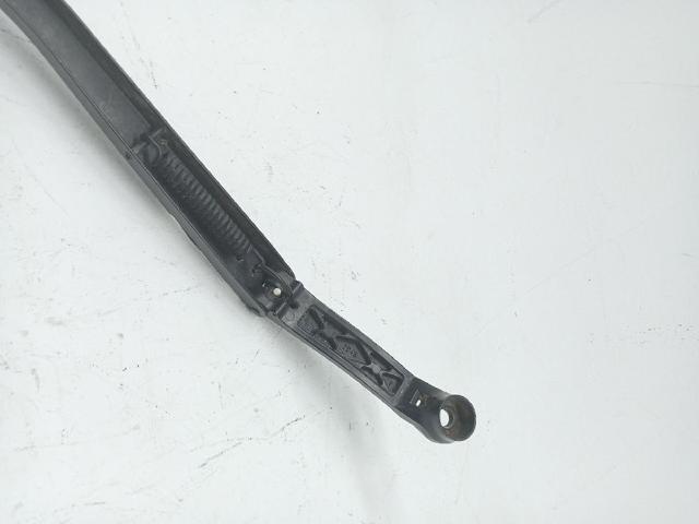 8250A171 MITSUBISHI Brazo del limpiaparabrisas  en stock Huelva