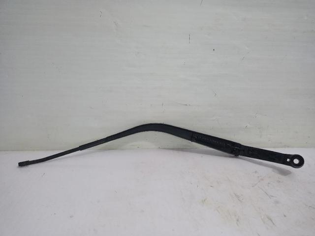 8250A172 Brazo del limpiaparabrisas  en stock Sabadell