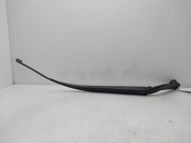 8250A587 Mitsubishi
