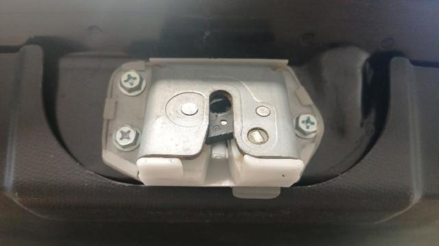 Cerradura de puerta trasera Suzuki Swift III hatchback comprar en España