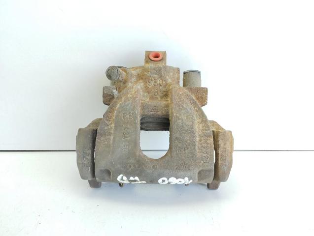 VOLVO 8251313 Pinza de freno trasera derecha comprar Pamplona