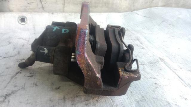 8251313 VOLVO Pinza de freno trasera derecha  comprar en Oviedo
