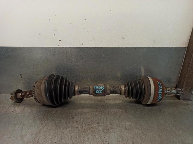 Semieje delantero izquierdo 8251531 VOLVO