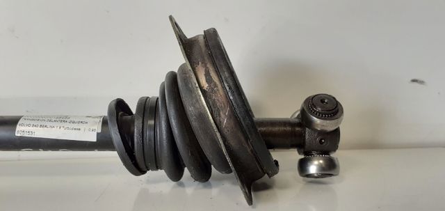 Semieje delantero izquierdo 8251531 VOLVO