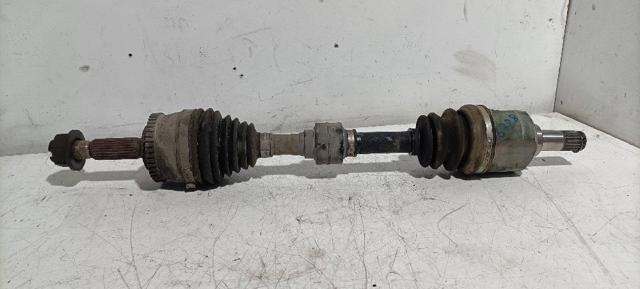 Semieje delantero izquierdo 8251531 VOLVO