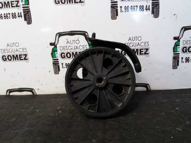 8251733 VOLVO Bomba de dirección asistida  disponible Vigo